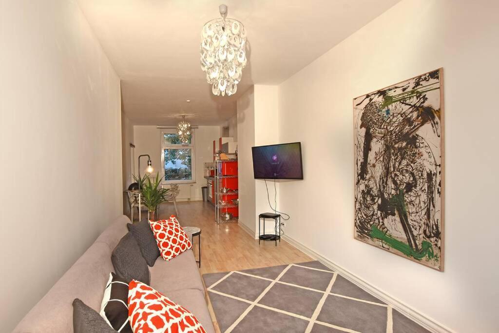 Stylish City Apartment In Τσβικάου Εξωτερικό φωτογραφία